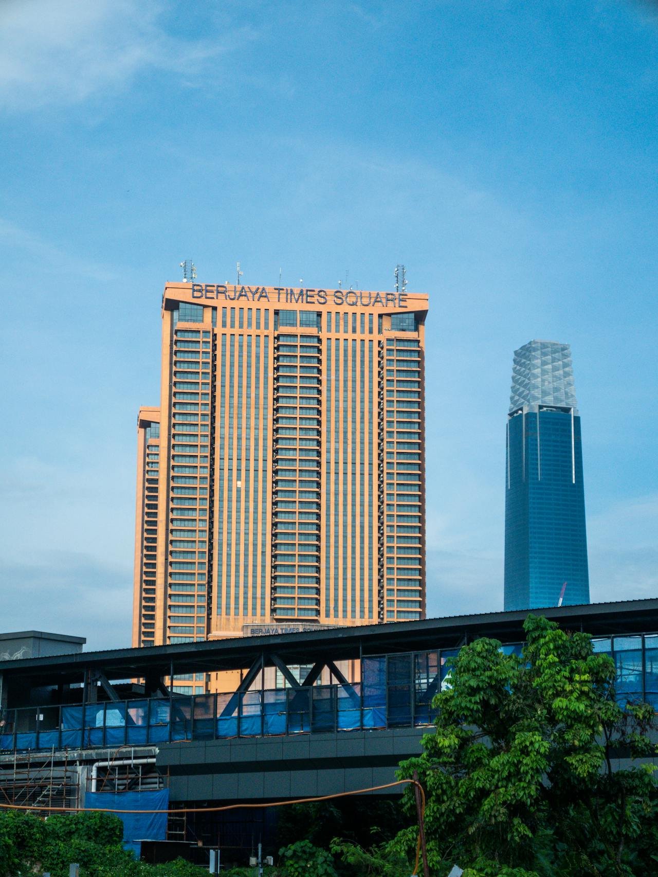 0930 hrs... Meet up at Hotel